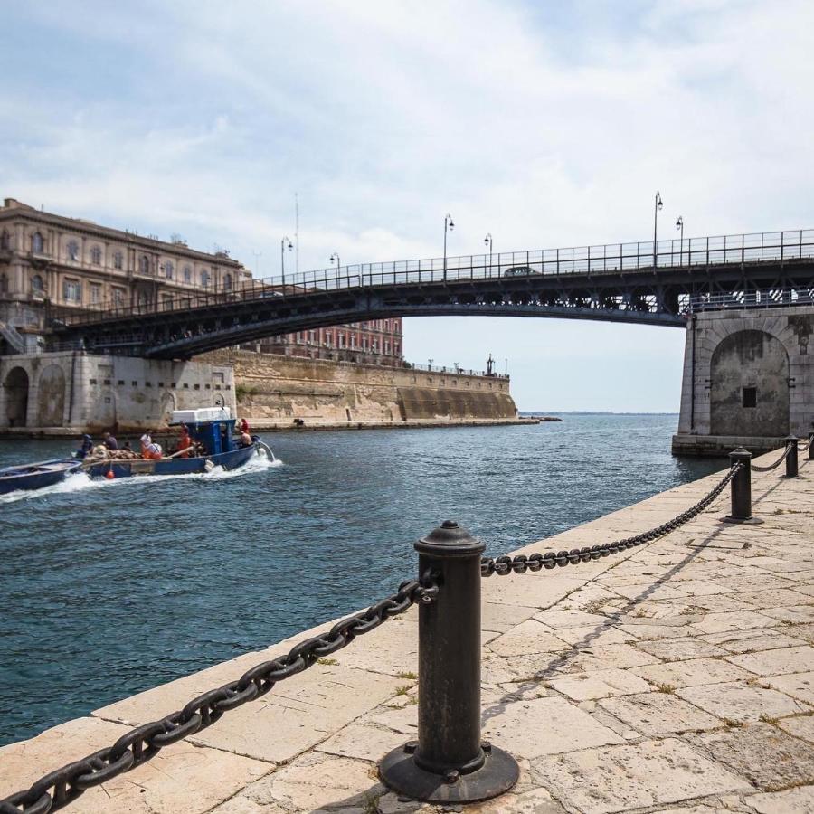 La Perla Del Borgo Lejlighed Taranto Eksteriør billede